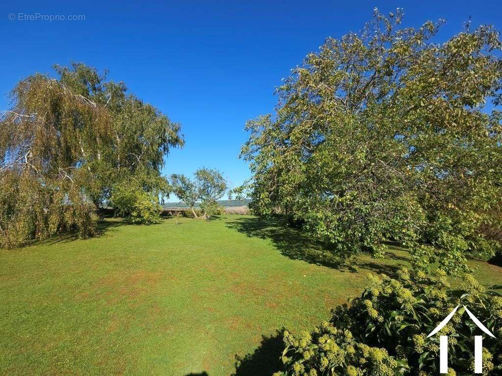 Maison à SAINTE-SABINE