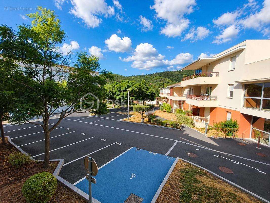  EXCLUSIVITÉ – Superbe T3 avec terrasse de 15 m² ET PLACE DE PARKING dans la résidence la plus prisée de Lamalou-les-Bains ! - photo 14