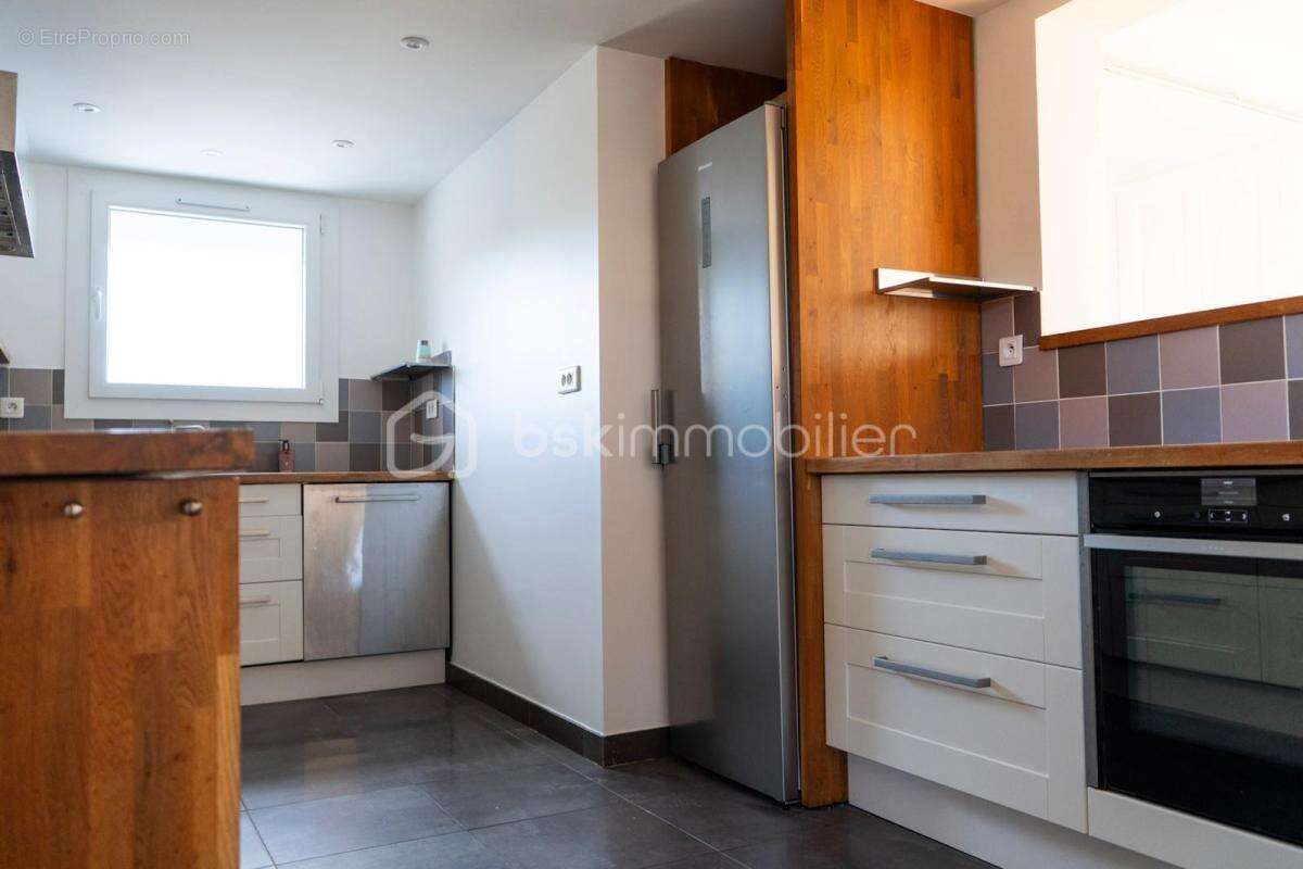 Maison à L'ISLE-D'ABEAU