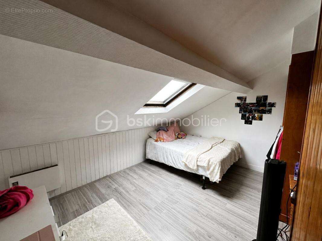 À seulement quelques minutes de Nangis – Pavillon familial de 105 m² avec sous-sol total sur 660 m² de terrain - photo 8