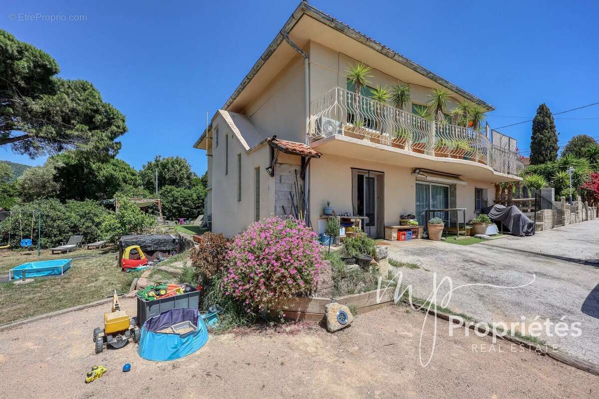Maison à RAYOL-CANADEL-SUR-MER