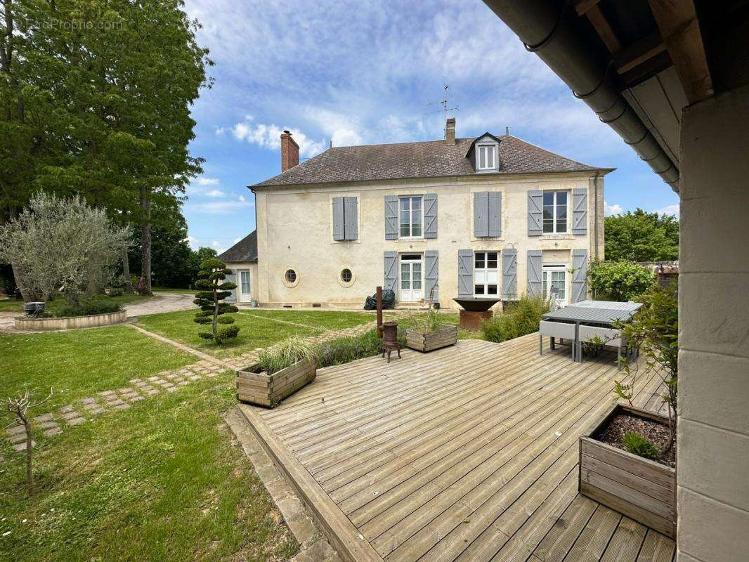 Maison à CHERRE