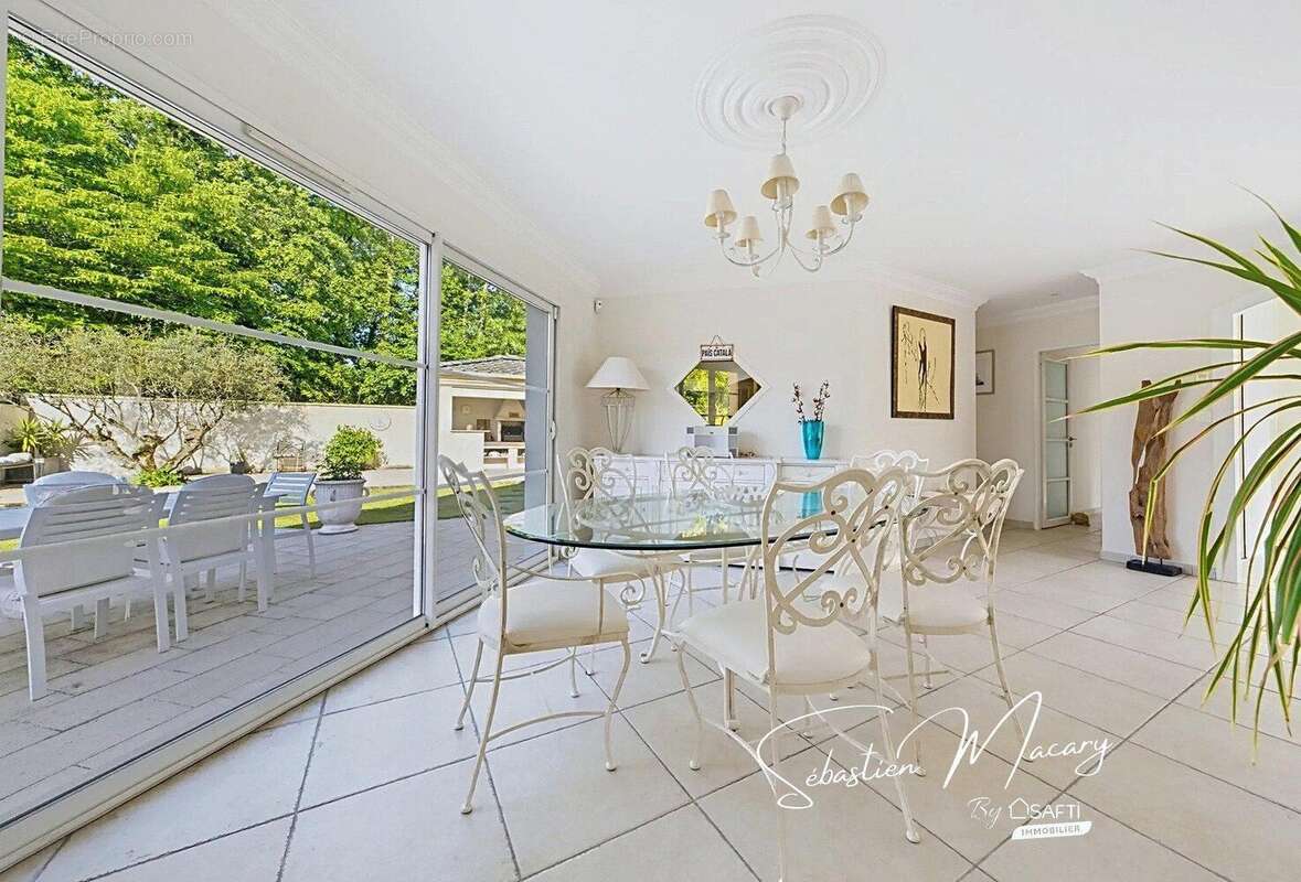 Photo 2 - Maison à PAREMPUYRE