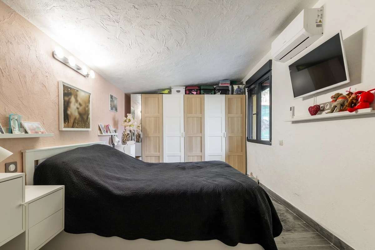 Maison à CAGNES-SUR-MER