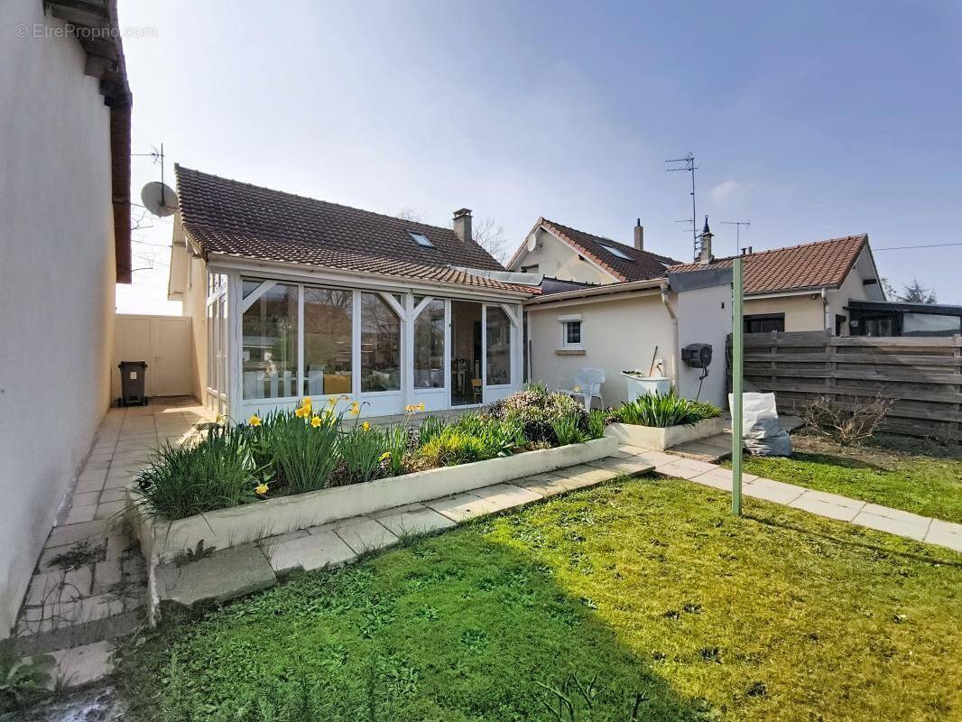 Maison à LE PETIT-QUEVILLY