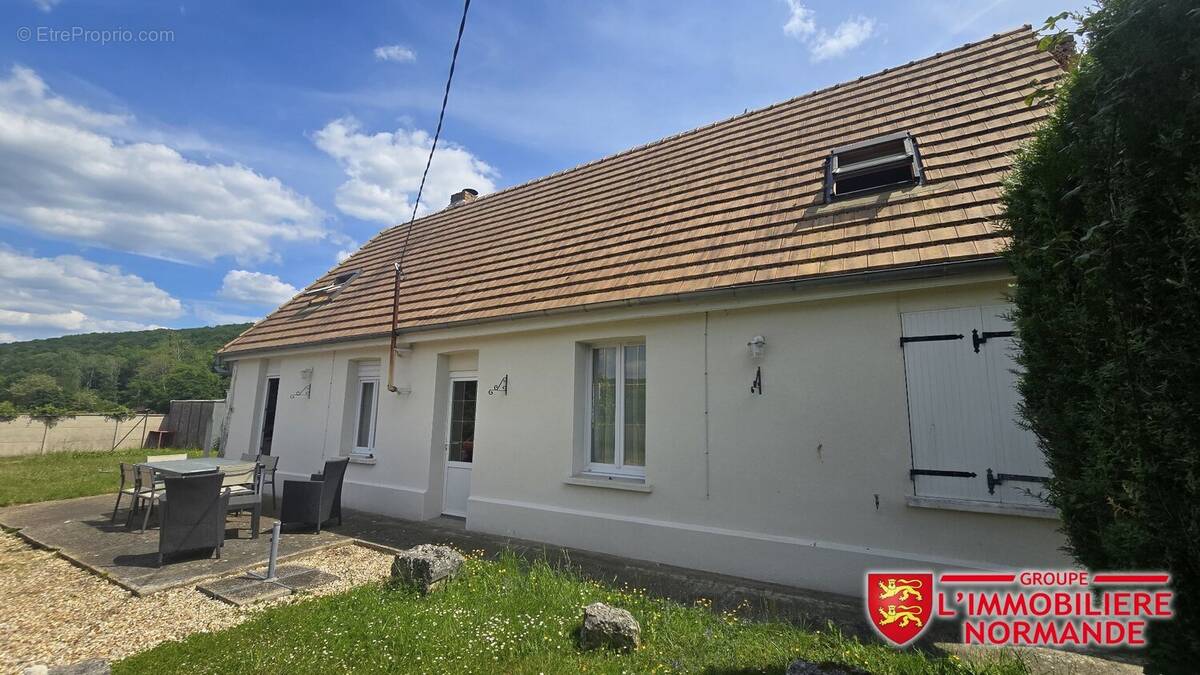 Maison à HONDOUVILLE