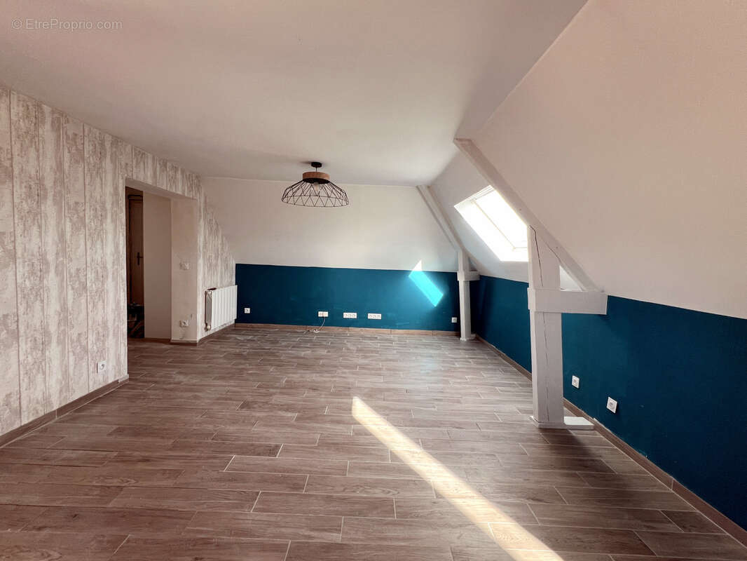 Appartement à HOUDAN