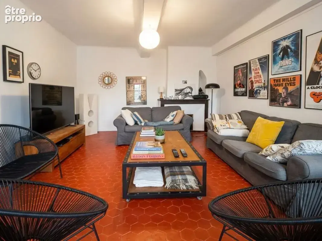 Maison T5 de 185m² avec terrasse, dépendance et charme de l'ancien - photo 9