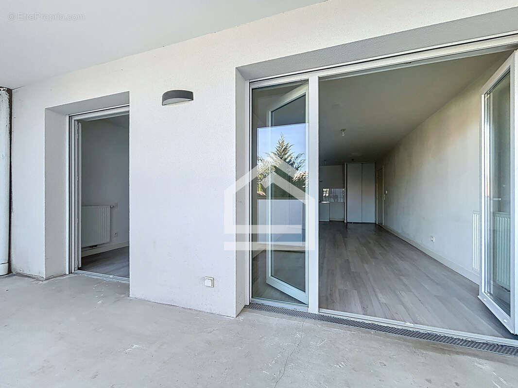 Appartement à VILLENAVE-D'ORNON
