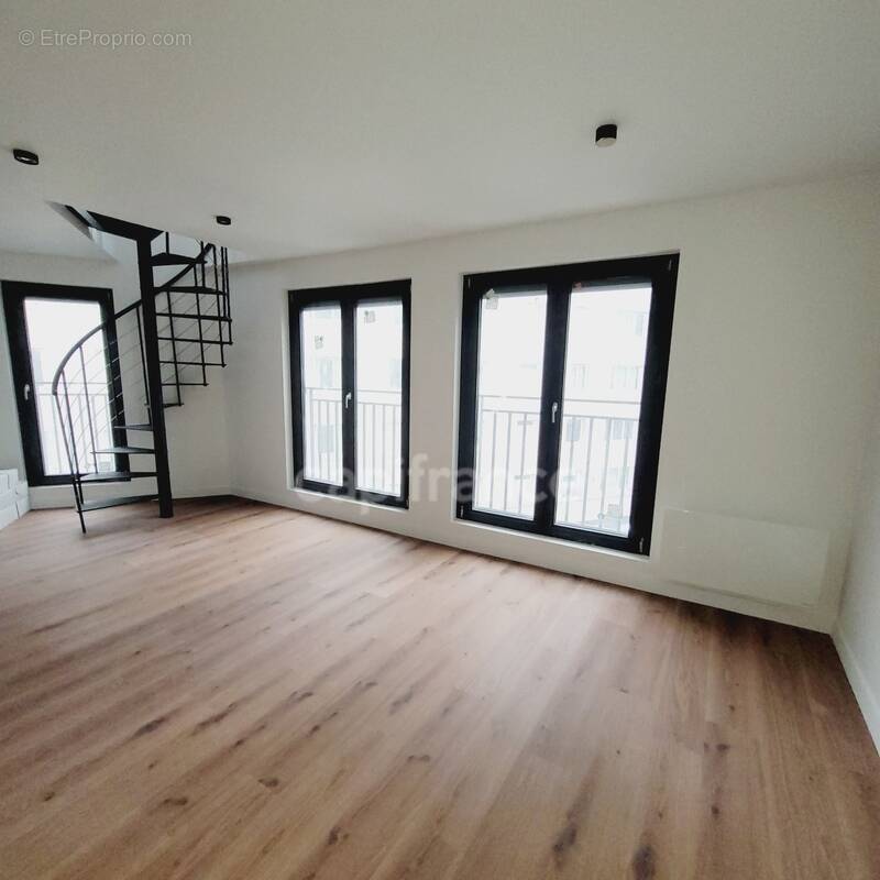 Appartement à PARIS-12E