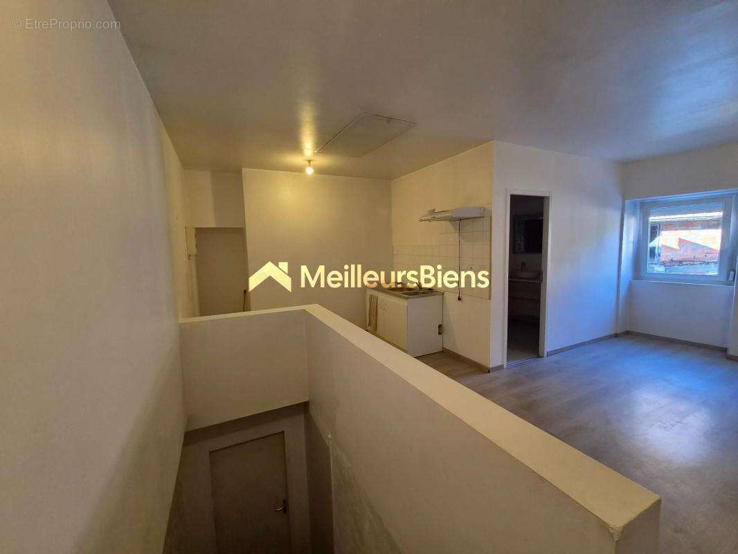 Immeuble 175 m² à Champlitte - photo 16