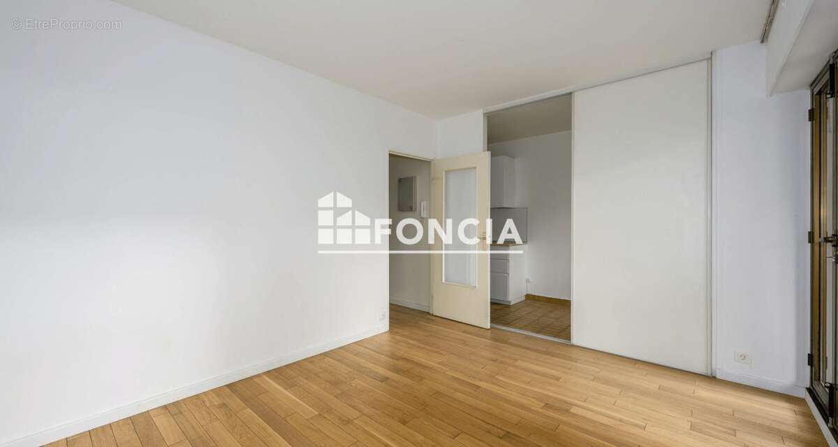 Appartement à BOURG-LA-REINE