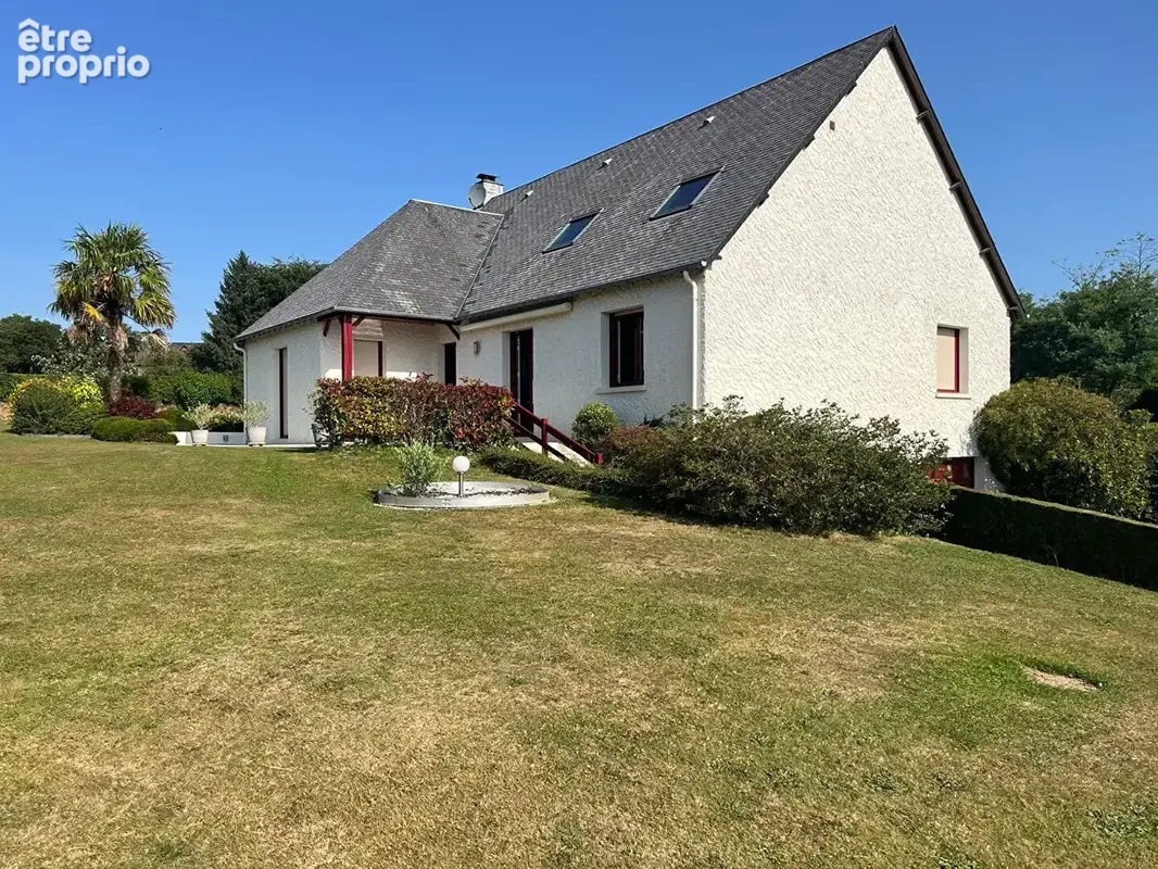 A vendre, maison + terrain constructible à Saint-Lô 3 chambres avec vie de plain-pied, sous-sol et combles aménageables - photo 2