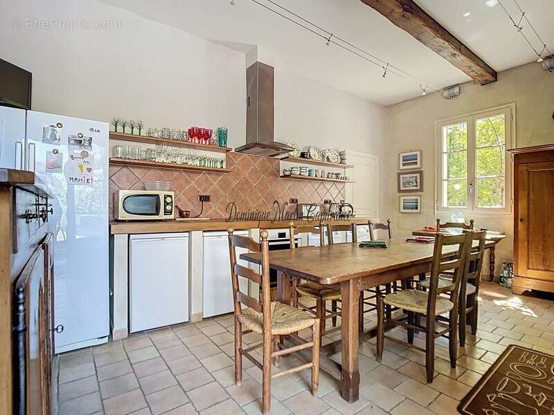 Maison à VILLEDIEU-LE-CHATEAU