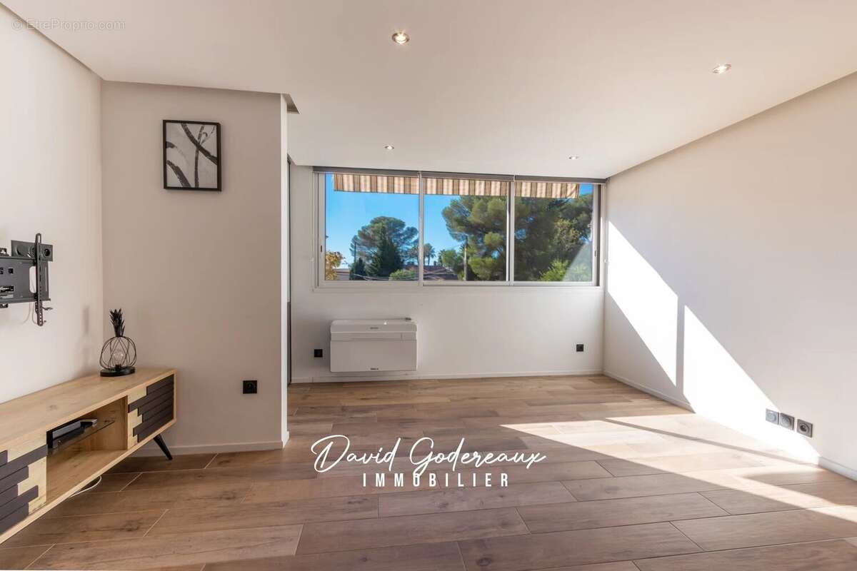 Appartement à SAINT-RAPHAEL