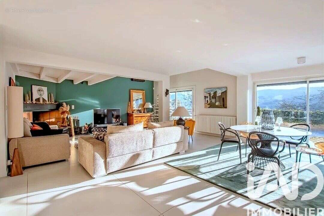 Photo 2 - Maison à VIMINES