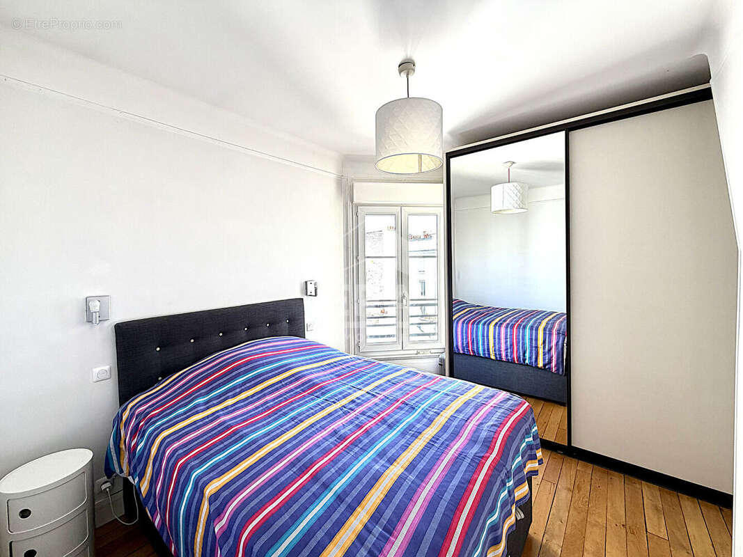 Appartement à LEVALLOIS-PERRET