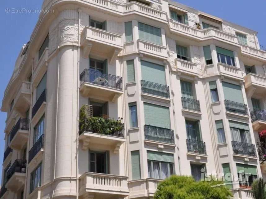 Nice proche mer – Appartement F4 rénové - photo 12