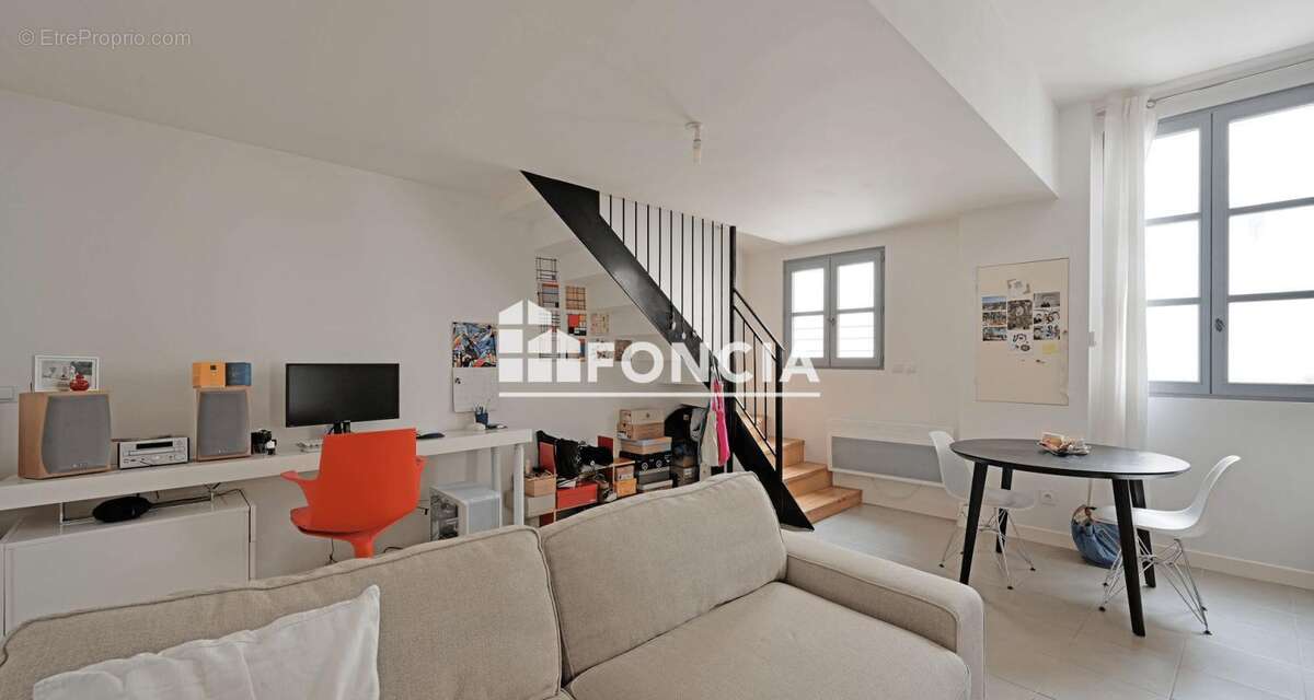 Appartement de type 1 dans une résidence Bourgeoise en plein centre ville - photo 4