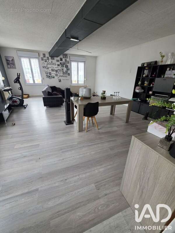 Commerce 355 m² à Verneuil  - photo 5