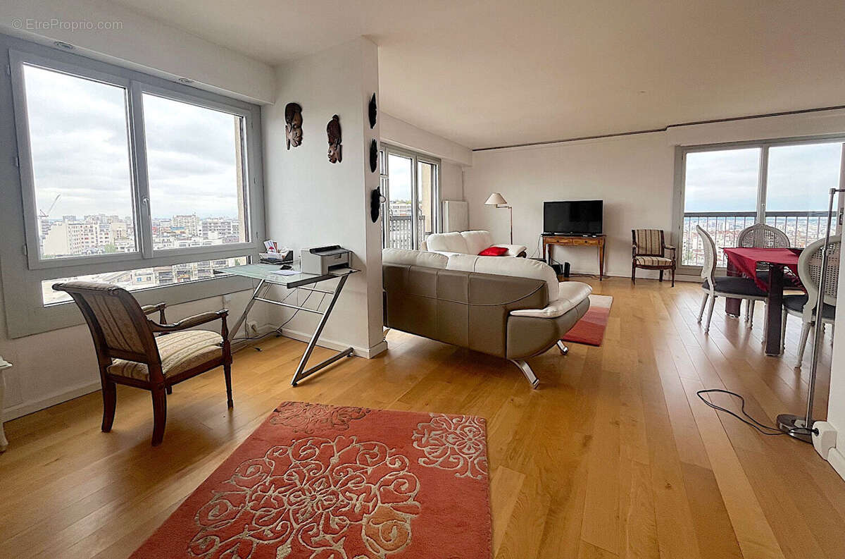 Appartement à PARIS-20E