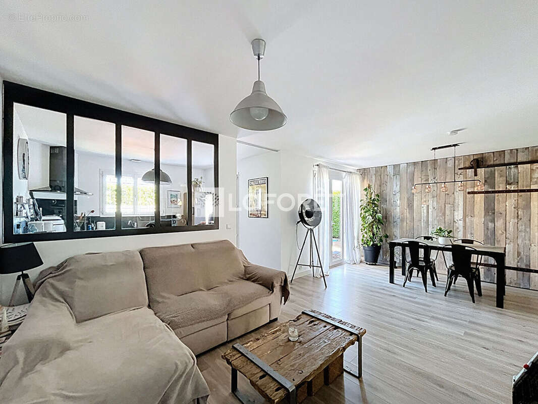 Maison à CORBERE-LES-CABANES