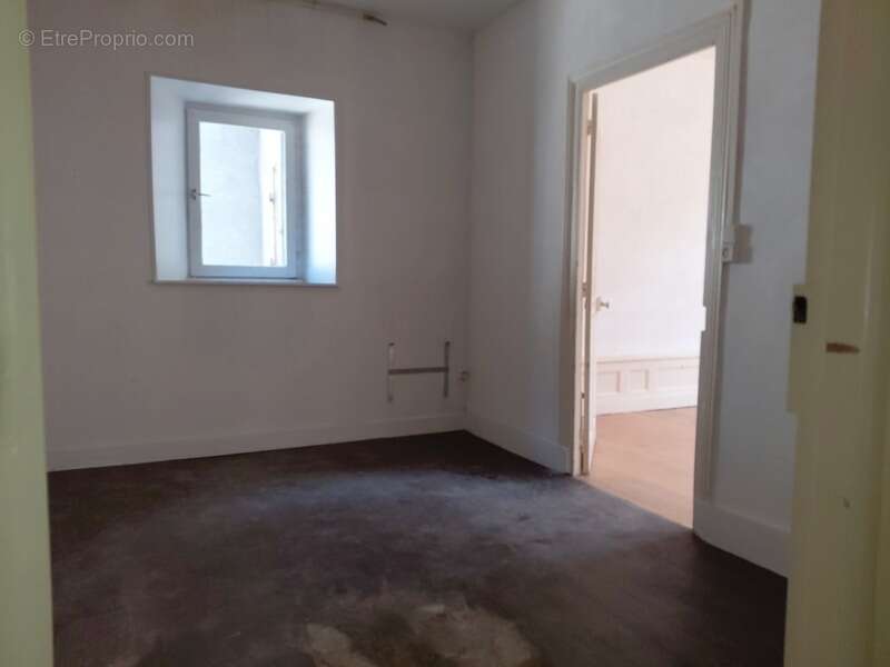 Appartement à LAPALISSE