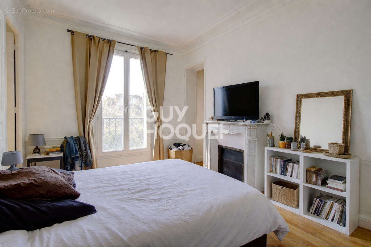 Appartement à PARIS-20E