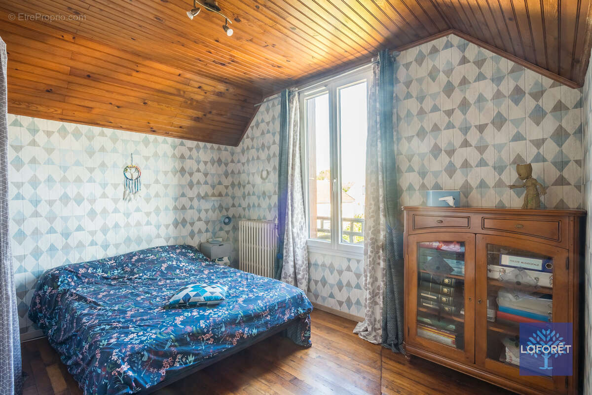 Maison à LES PAVILLONS-SOUS-BOIS