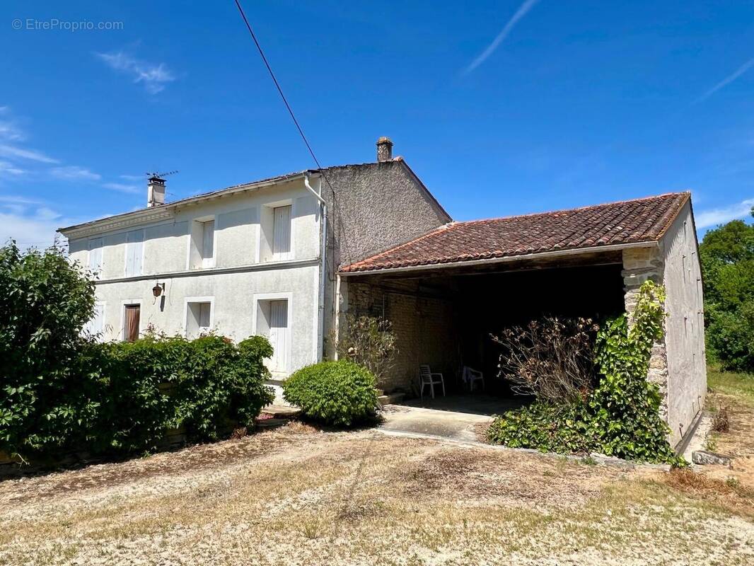 Photo 1 - Maison à SAINT-LOUP