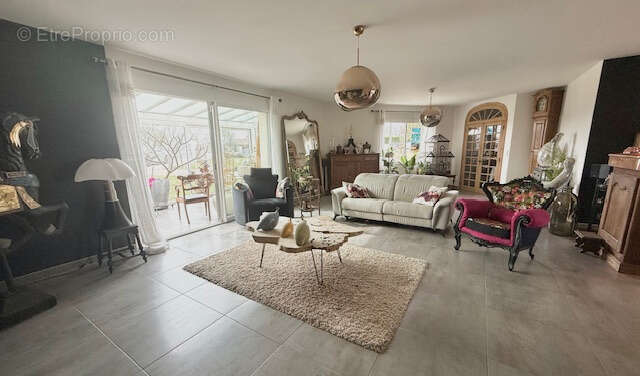 Maison à SAINT-AIGULIN