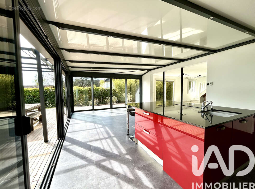 Photo 5 - Maison à ROCHECORBON