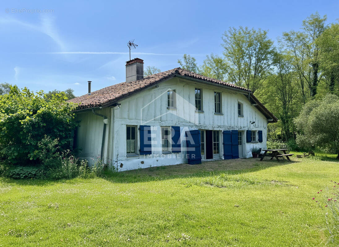 Maison à LABRIT