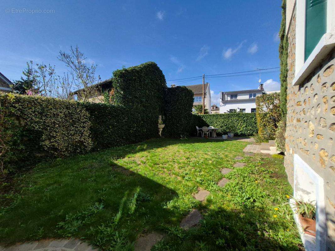 Maison à ATHIS-MONS