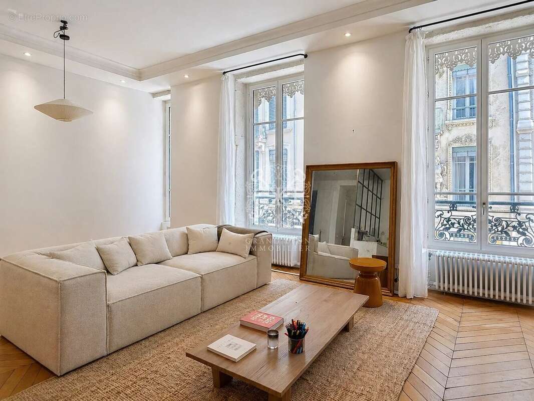 Appartement à LYON-2E