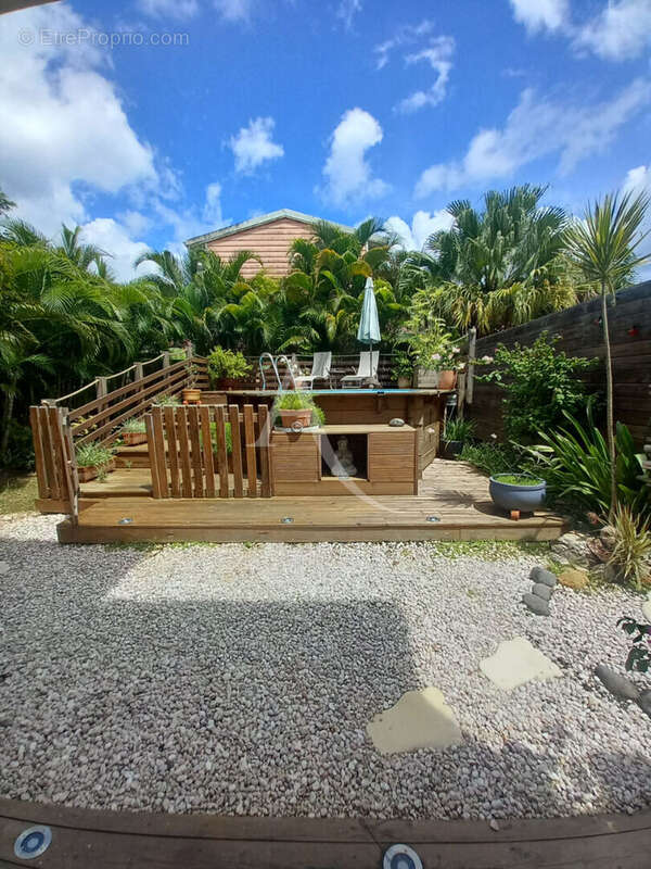 Maison à LES TROIS-ILETS