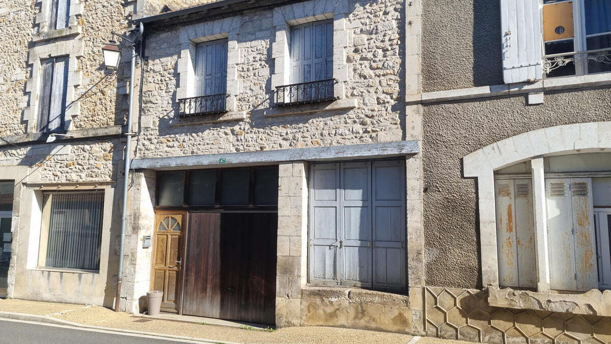 20251002_105815 - Maison à SAINT-PARDOUX-LA-RIVIERE