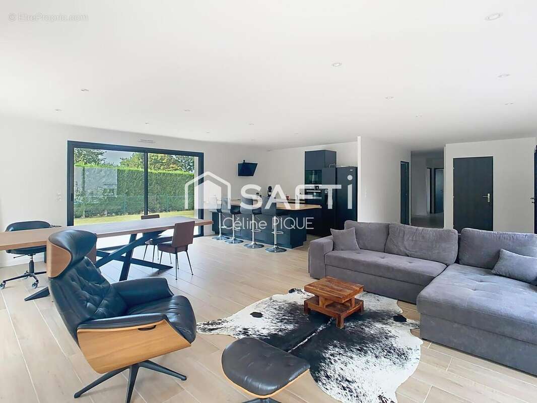 Photo 2 - Maison à VACOGNES-NEUILLY