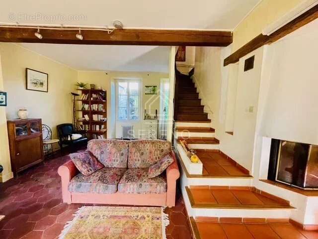 Maison à JANVILLE-SUR-JUINE