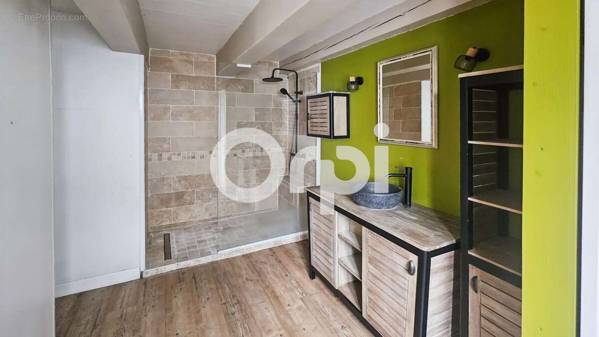 À vendre – fermette rénovée avec dépendances - photo 5
