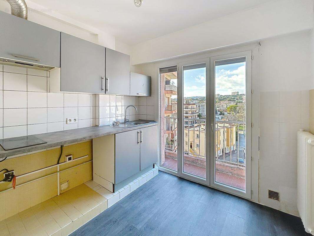 Appartement à CAGNES-SUR-MER