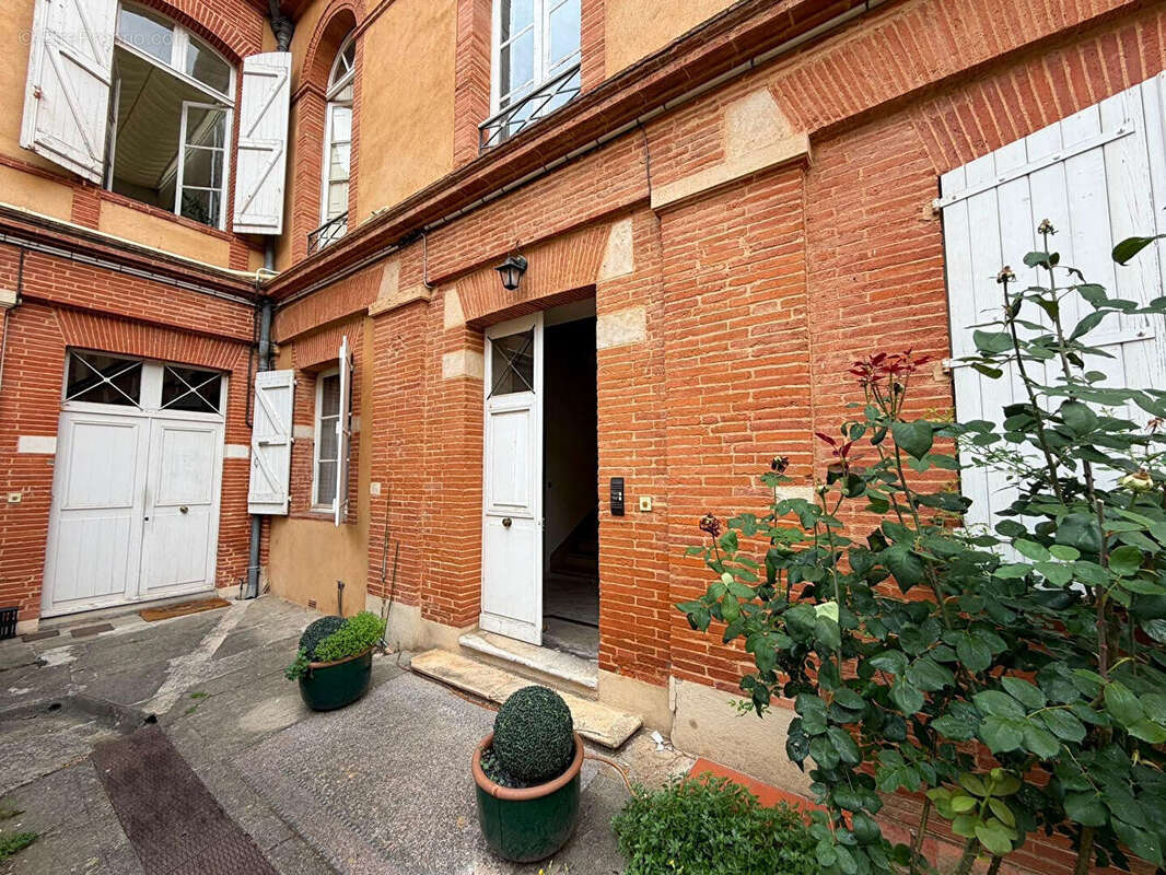 Maison bourgeoise de caractère  - quartier saint-etienne - photo 16