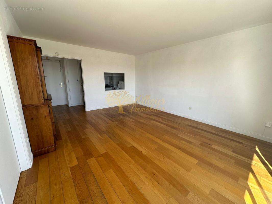 Appartement à NOGENT-SUR-MARNE