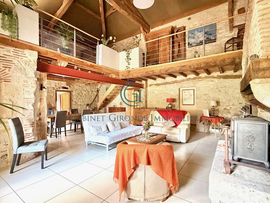 Maison à CASTELJALOUX