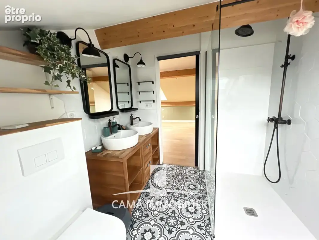 Maison mitoyenne en excellent état dans une résidence familiale recherchée - photo 18