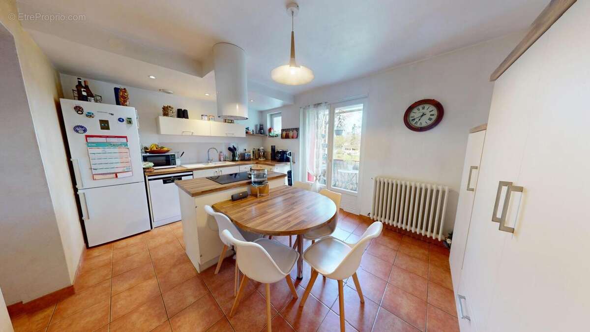 Photo 3 - Maison à LA VERPILLIERE