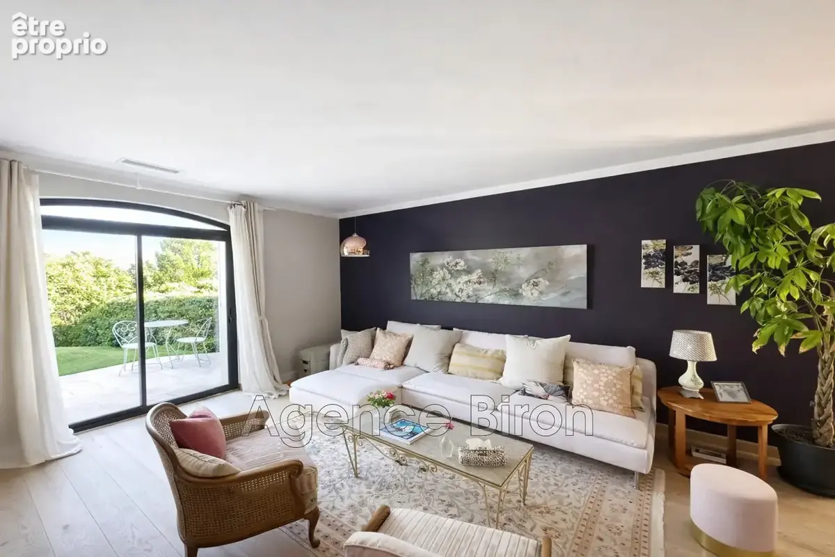 Maison 5 pièces 140 m² à vendre à Aix-En-Provence (13090) - photo 2