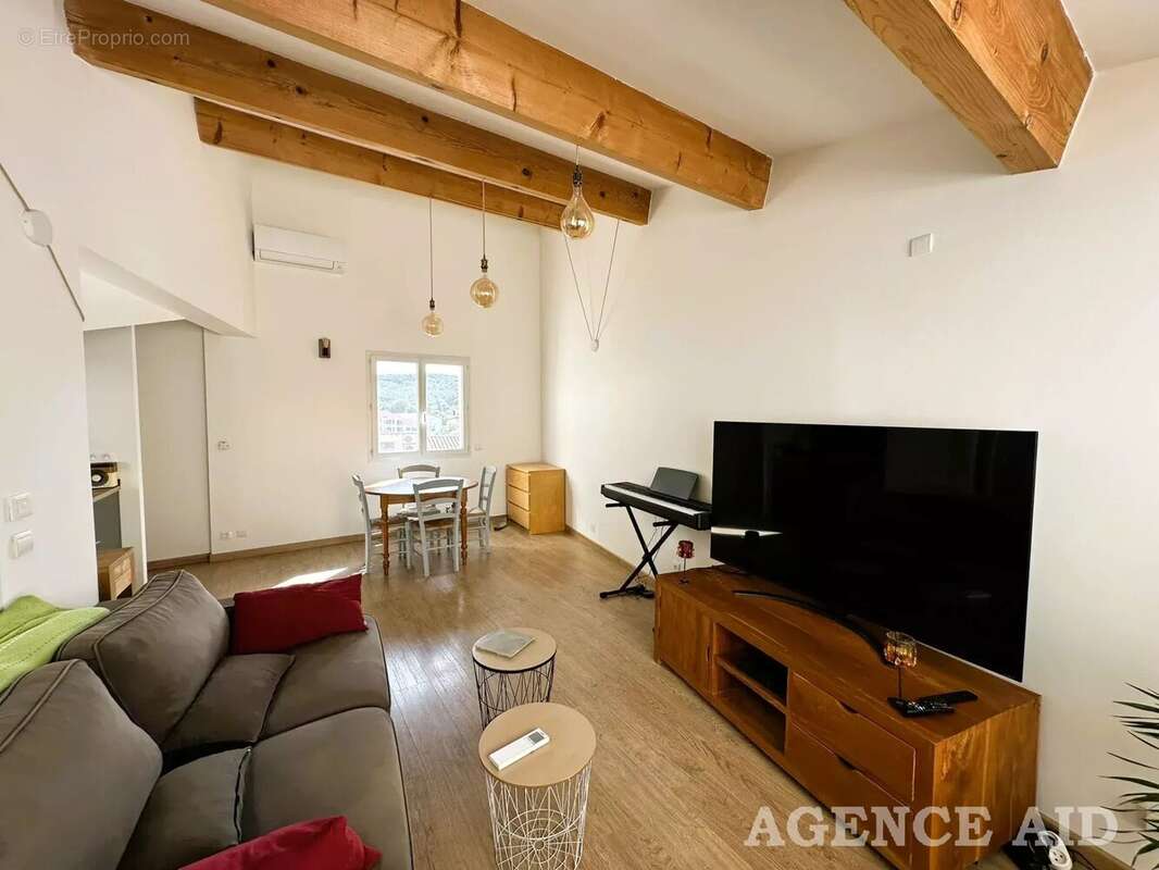 Appartement à CUGES-LES-PINS