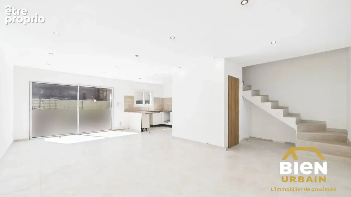 Maison 4 pièces 85 m² à vendre à Garons (30128) - photo 3