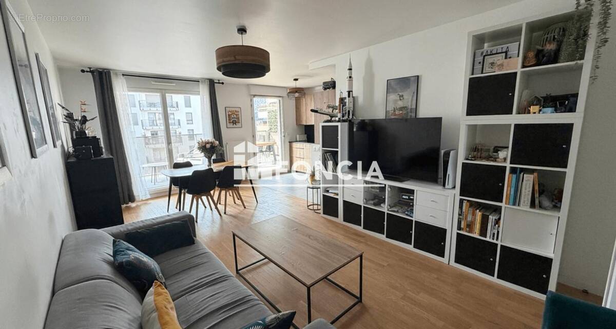 Appartement à AUBERVILLIERS